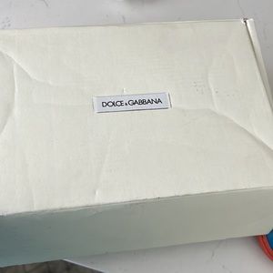 Dolce&Gabbana unisex shoe, six 24 US size 8.